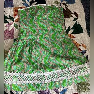 Sz 12 EUC Jordan dress in Chomp Chomp